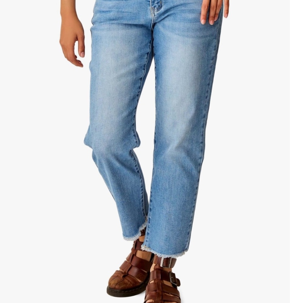 LAST CHANCE!!  Carve Designs Women’s Austin Cropped Blue Jean size 2